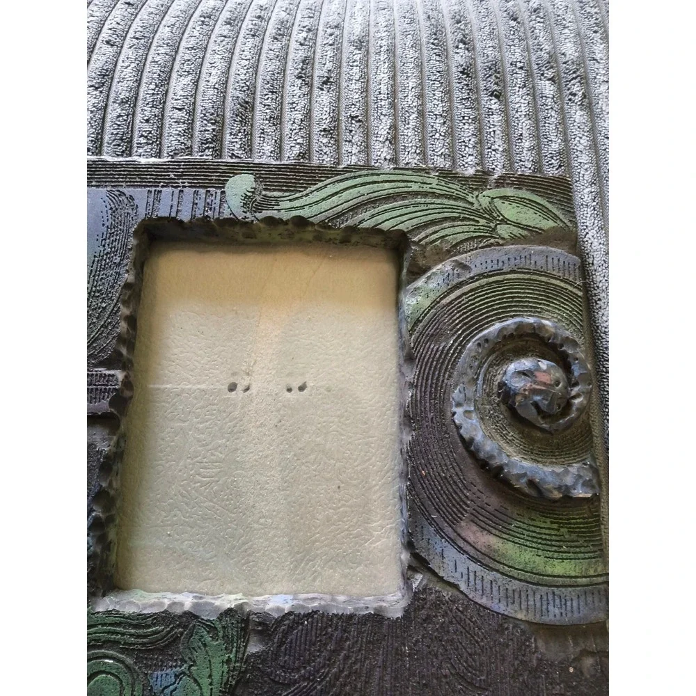 Frameology Architectural Swirl Frame